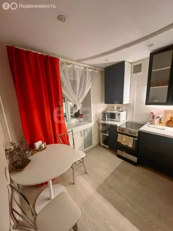 4-комнатная квартира: Бердск, Комсомольская улица, 5А (79 м) - Фото 1