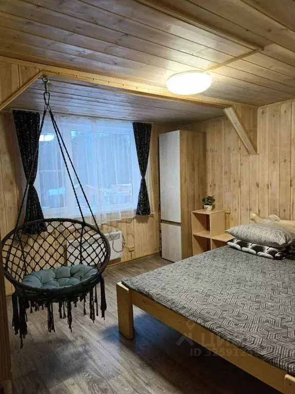 Дом в Алтай, Чемальский район, пос. Усть-Сема ул. Луговая, 6 (60 м) - Фото 1