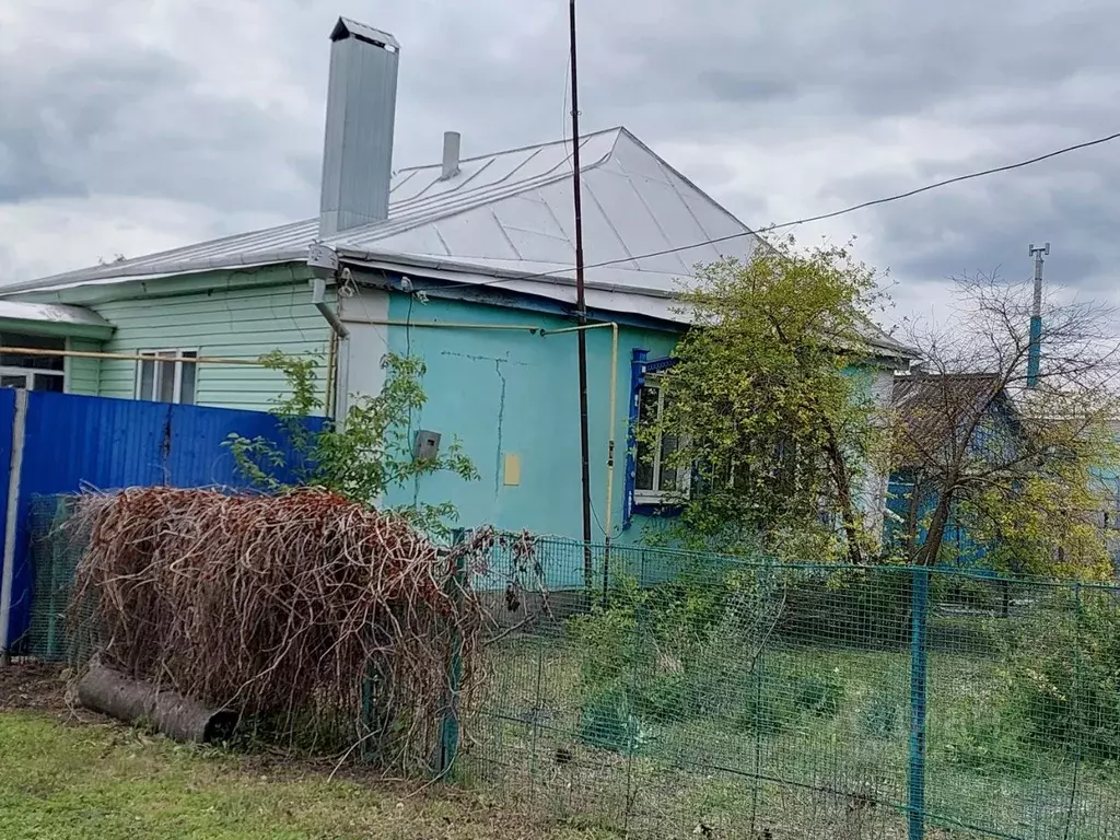 Дом в Курская область, Солнцевский район, Субботинский сельсовет, с. ... - Фото 0