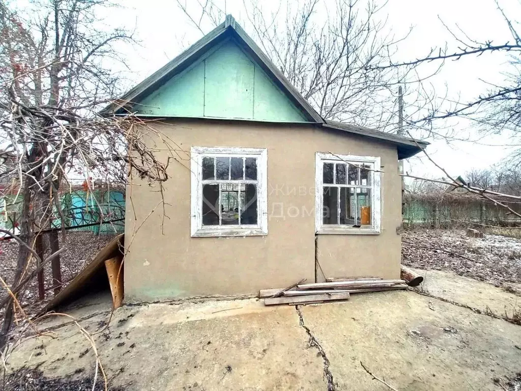 Дом в Волгоградская область, Волжский Заканалье СНТ, ул. 52-я (12 м) - Фото 1