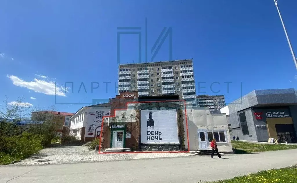 Торговая площадь в Свердловская область, Первоуральск ул. Ленина, 5А ... - Фото 1