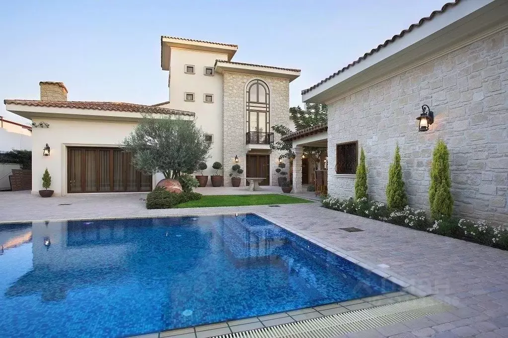 Дом в Краснодарский край, Сочи Новый Сочи мкр, пер. Инжирный, 11 (350 ... - Фото 1