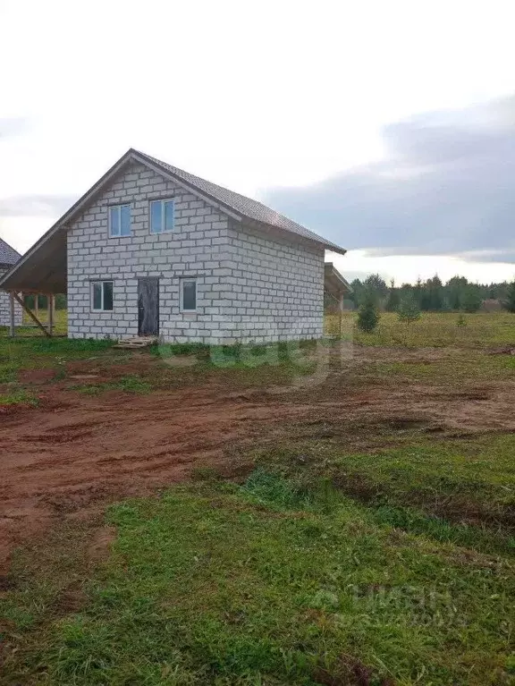 Дом в Кировская область, Слободской район, Шиховское с/пос, д. ... - Фото 2