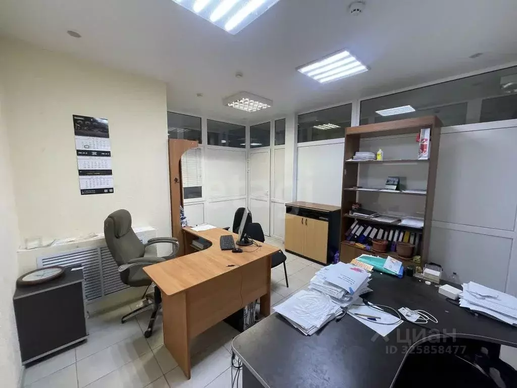 Офис в Тюменская область, Тюмень Трактовая ул., 47 (16 м) - Фото 1