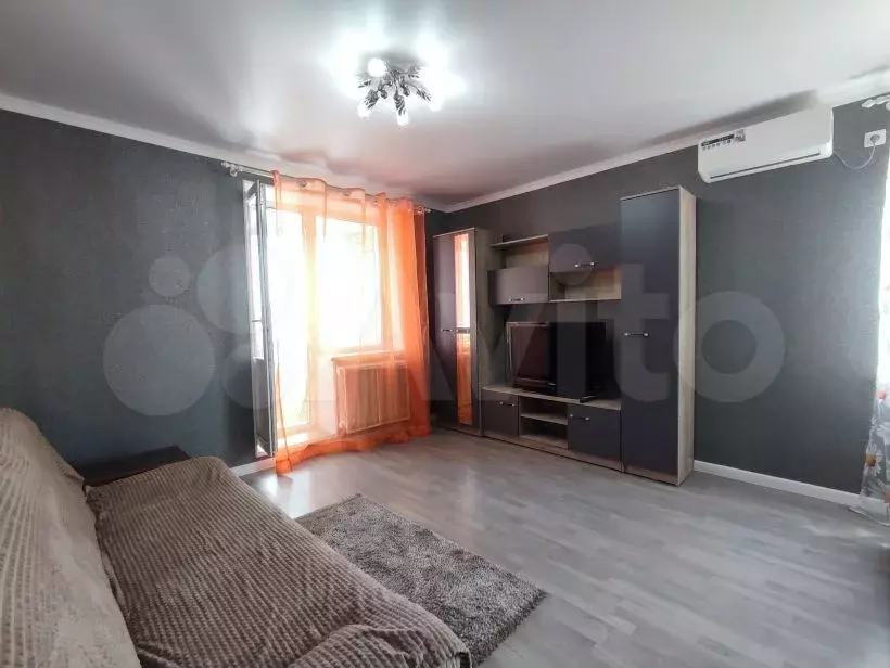 1-к. квартира, 37 м, 8/9 эт. - Фото 1