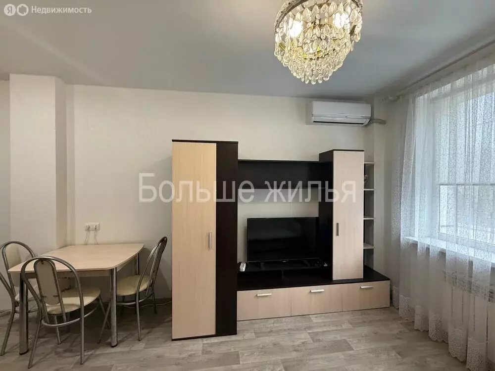 1-комнатная квартира: Волгоград, район Семь Ветров, бульвар 30-летия ... - Фото 2