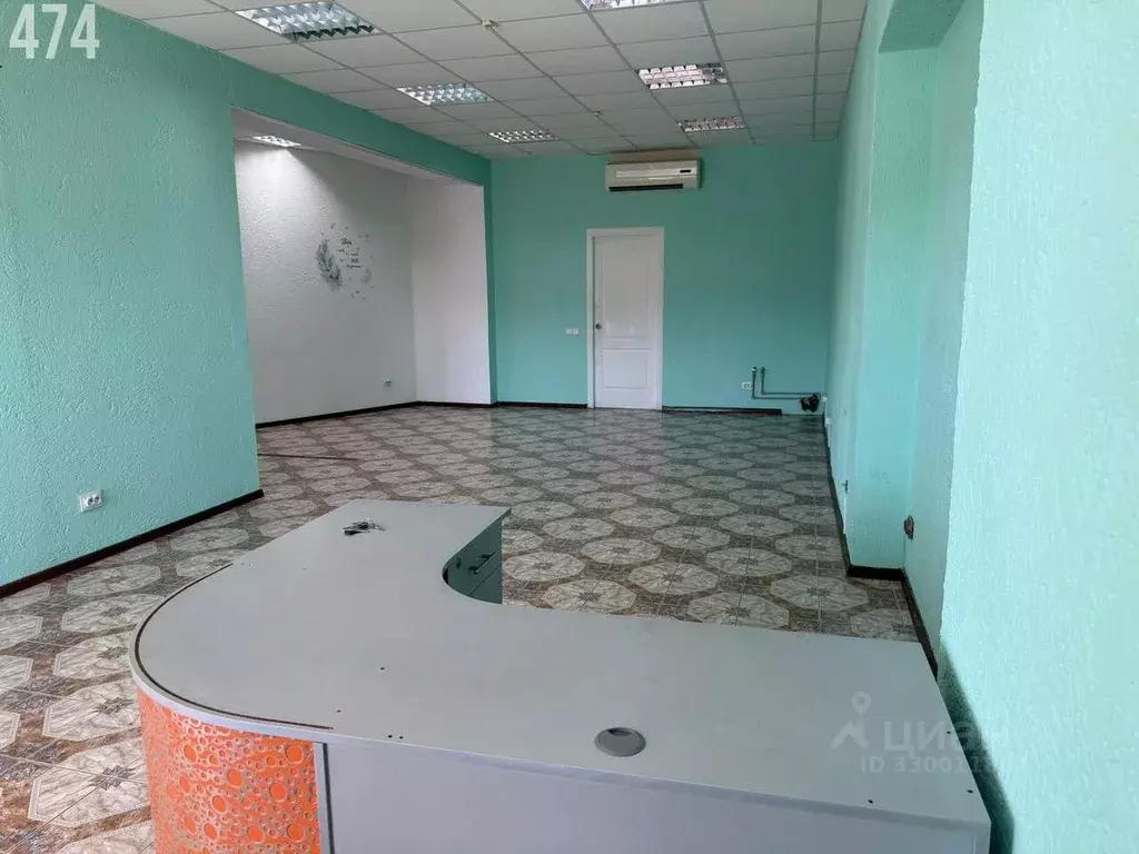 Торговая площадь в Крым, Евпатория просп. Победы, 4 (52 м) - Фото 2