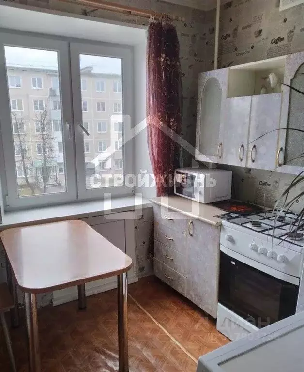 1-к кв. Свердловская область, Североуральск ул. Ленина, 10 (30.4 м) - Фото 0