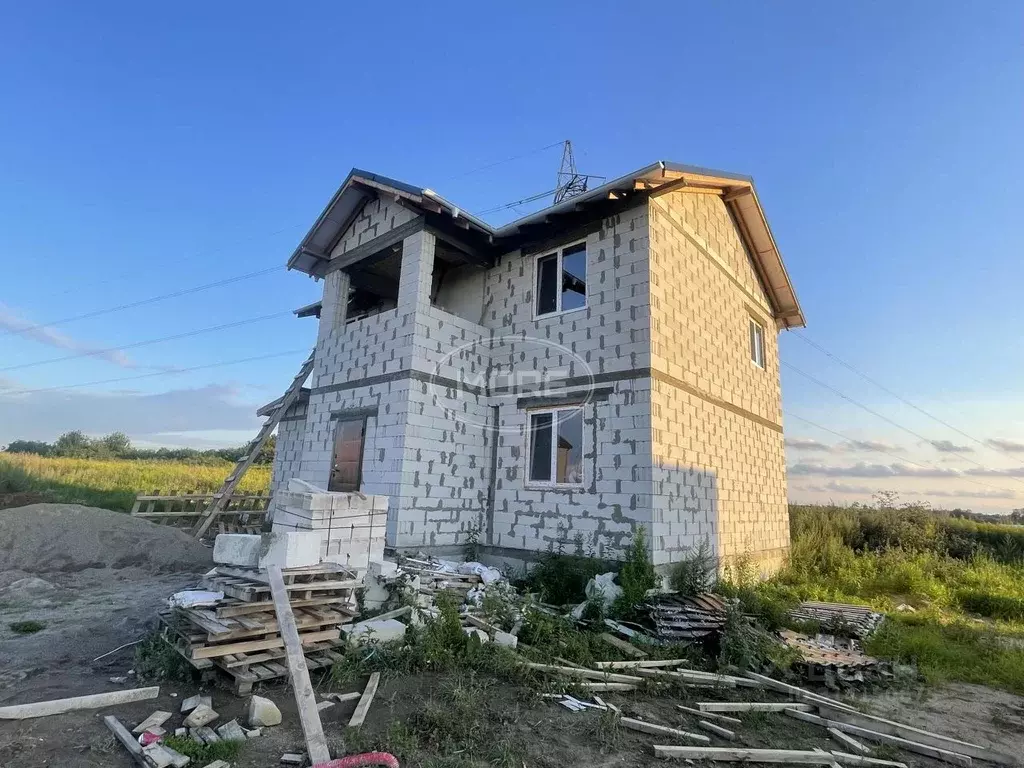 Дом в Калининградская область, Гурьевский муниципальный округ, пос. ... - Фото 1