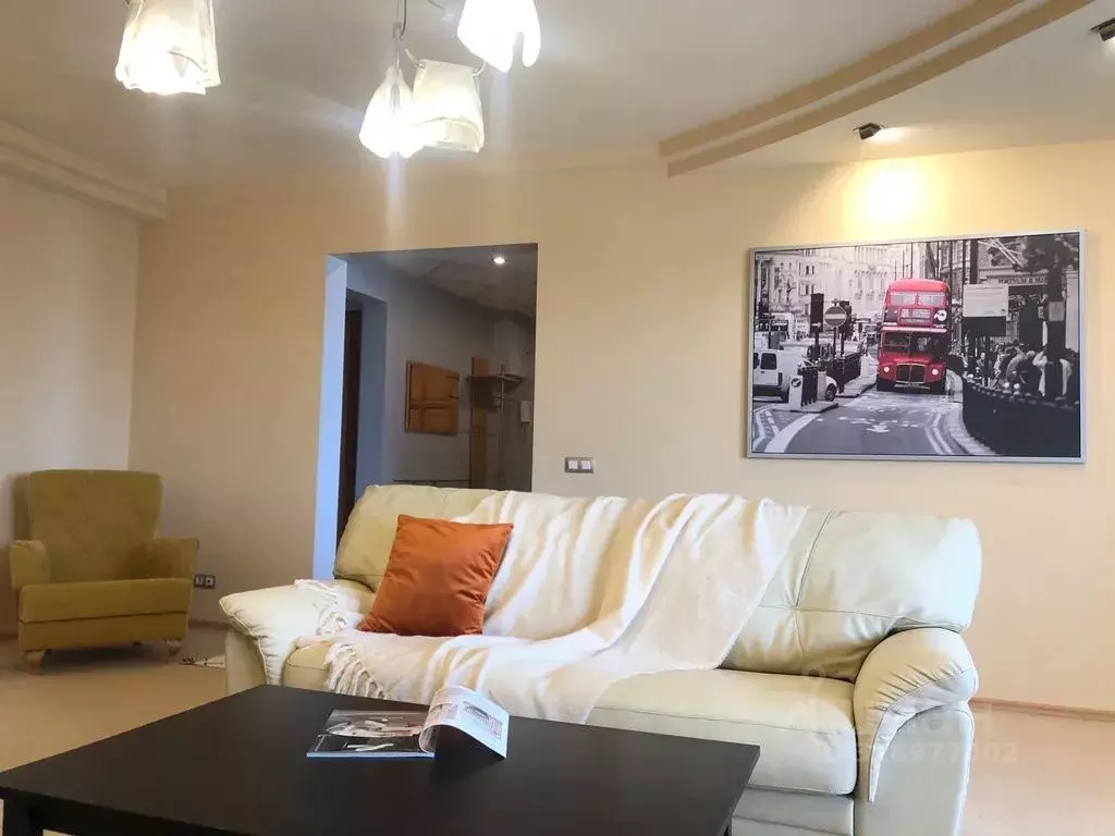 3-к кв. Волгоградская область, Волгоград Двинская ул., 13А (150.0 м) - Фото 1
