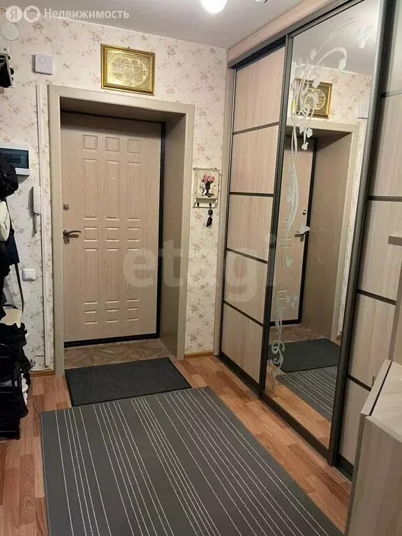 1-комнатная квартира: Елабуга, улица Марджани, 18 (42 м) - Фото 1