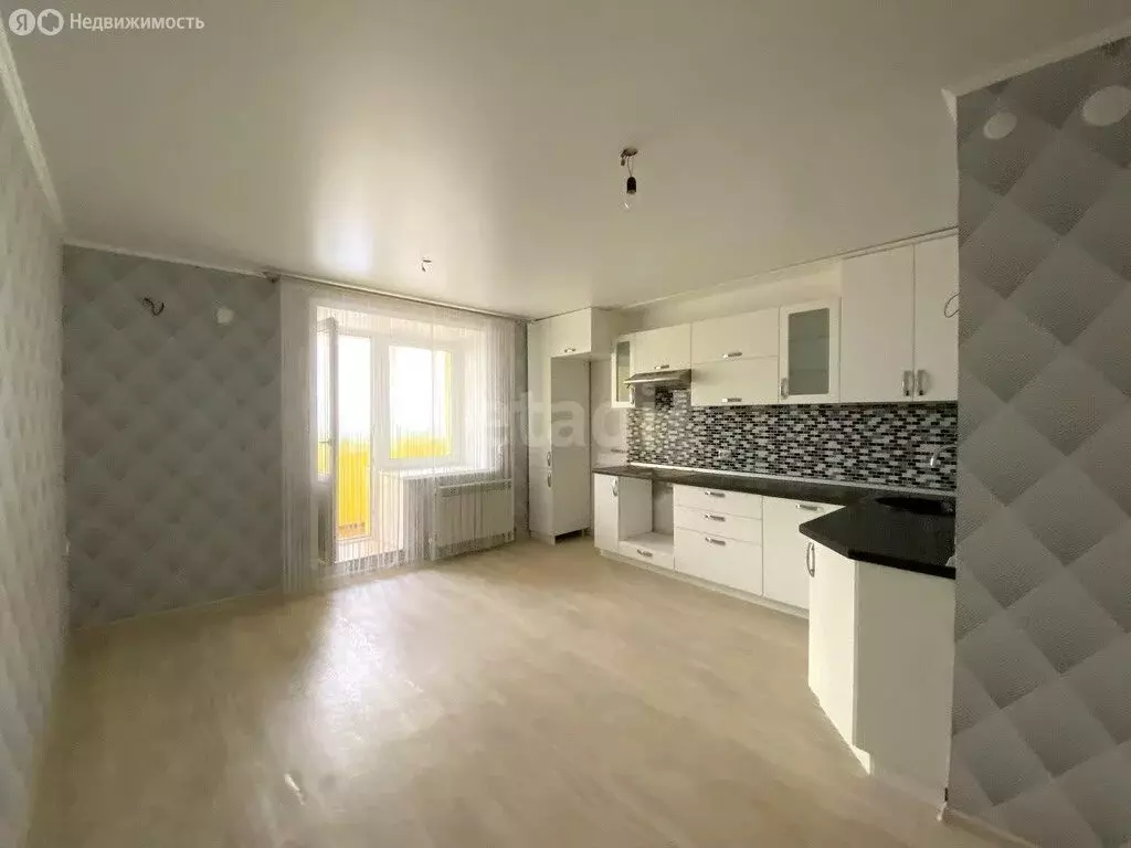 2-комнатная квартира: Тамбов, Свободная улица, 10Б (66.7 м) - Фото 1