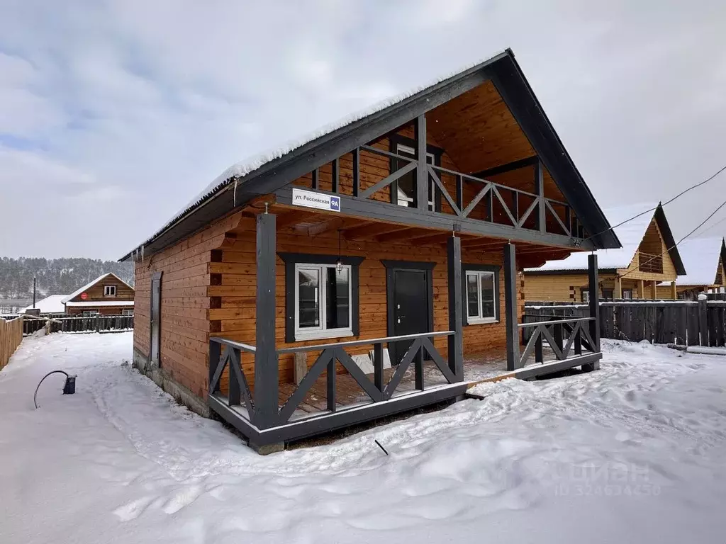 Дом в Иркутская область, Иркутский муниципальный округ, д. Карлук ул. ... - Фото 1