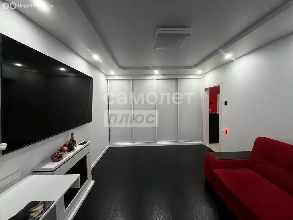 2-комнатная квартира: посёлок городского типа Боброво, Крымская улица, ... - Фото 1