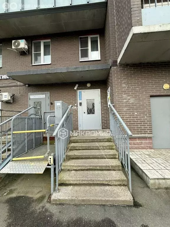 Квартира-студия: Кировск, Набережная улица, 19 (25.7 м) - Фото 2