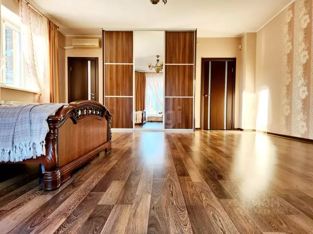 Дом в Челябинская область, Миасс Метизная ул., 14 (350 м) - Фото 1