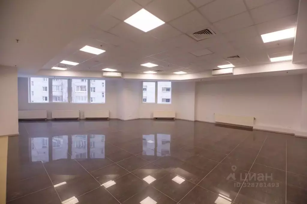 Офис в Санкт-Петербург просп. Испытателей, 30к2 (6350 м) - Фото 2