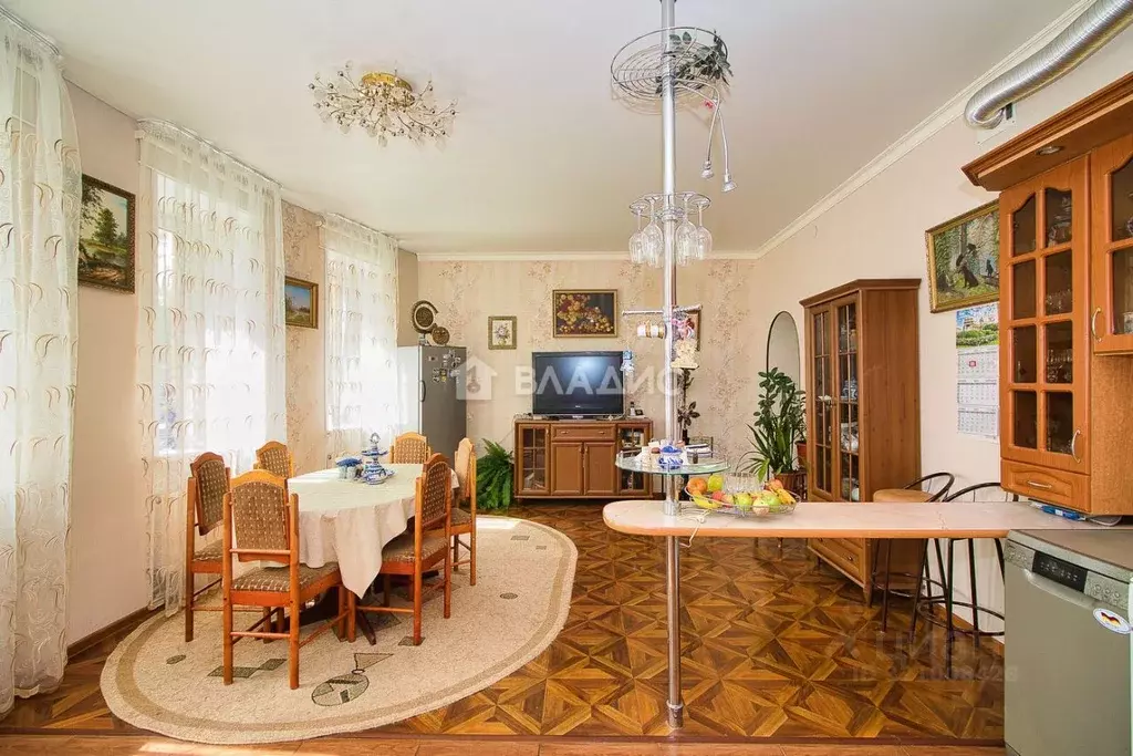 4-к кв. Владимирская область, Владимир ул. Разина, 8 (161.7 м) - Фото 1