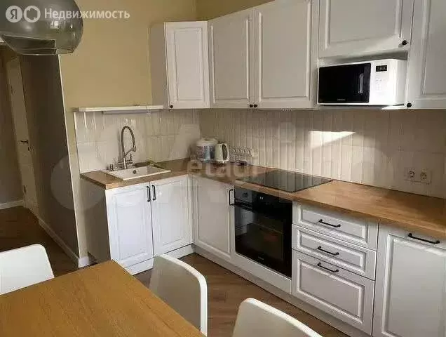 2-комнатная квартира: Омск, улица Ленина, 33 (58 м) - Фото 1