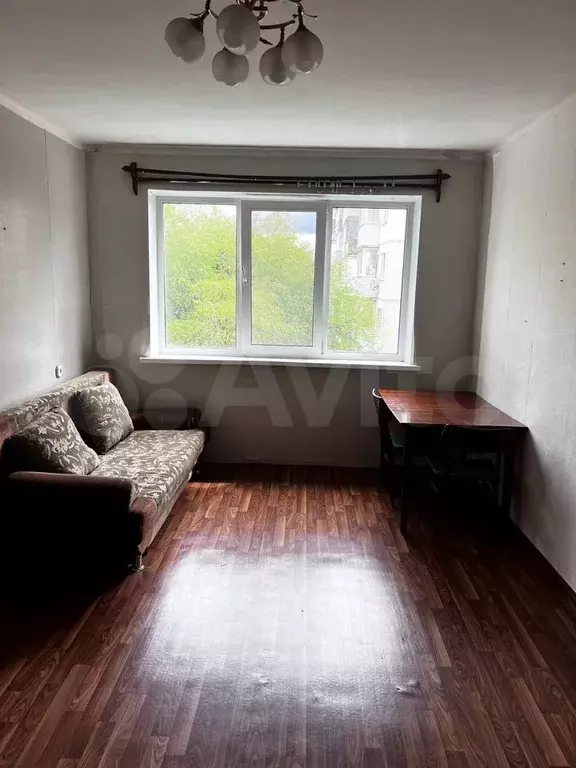 Комната 17 м в 3-к., 3/6 эт. - Фото 0