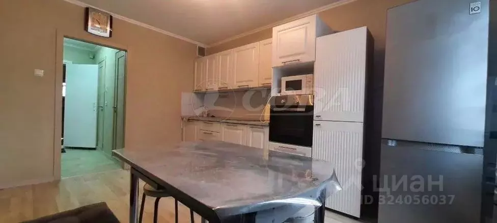 2-к кв. Тюменская область, Тюмень 6-й мкр, ул. Валерии Гнаровской, 8 ... - Фото 1