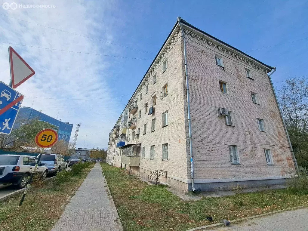2-комнатная квартира: Улан-Удэ, улица Димитрова, 6 (42 м) - Фото 0