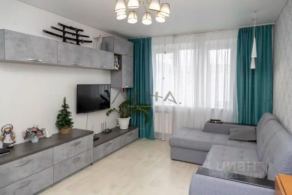 3-к кв. Татарстан, Набережные Челны ул. 40 лет Победы, 63 (66.0 м) - Фото 1