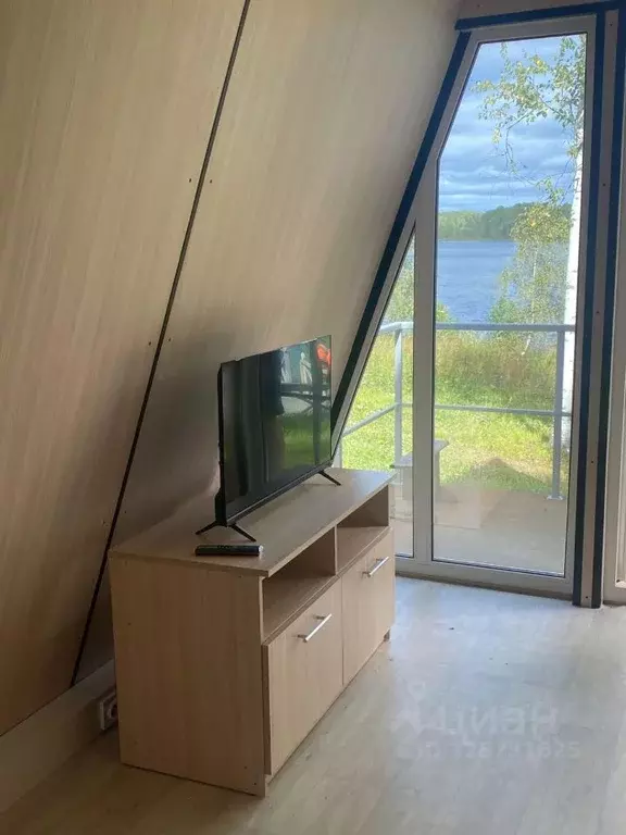 Дом в Карелия, Кондопожский район, Петровское с/пос, д. Утуки, ... - Фото 2