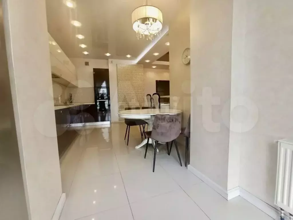 3-к. квартира, 109 м, 5/6 эт. - Фото 0