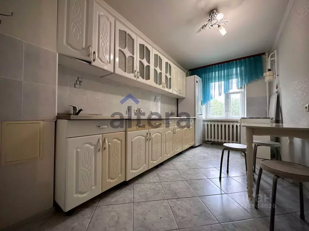 2-к кв. Татарстан, Казань ул. Родины, 37 (50.0 м) - Фото 1