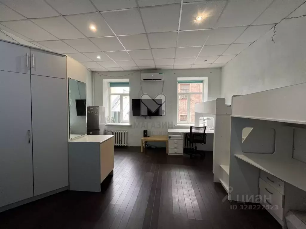 Комната Санкт-Петербург Графский пер., 5 (27.5 м) - Фото 0