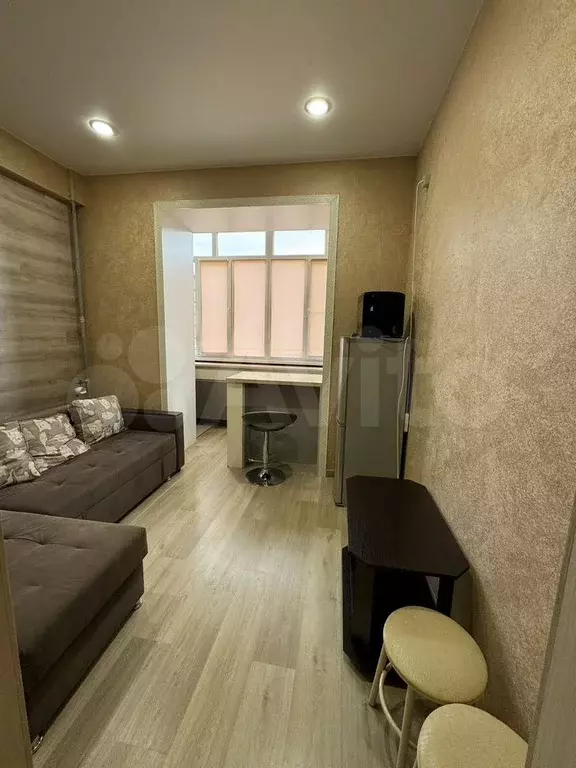 2-к. квартира, 46 м, 4/10 эт. - Фото 1