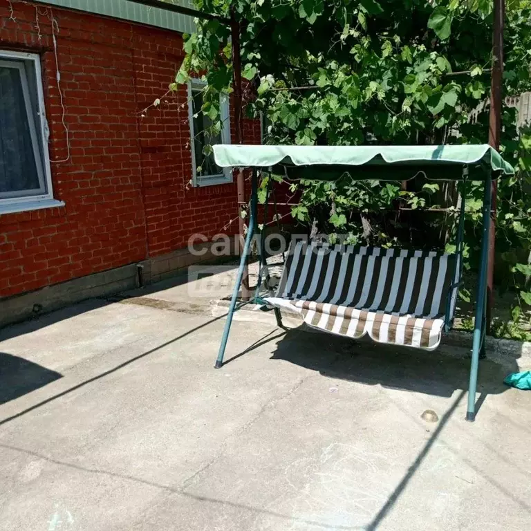 Дом в Адыгея, Майкоп Железнодорожная ул., 361 (80 м) - Фото 1