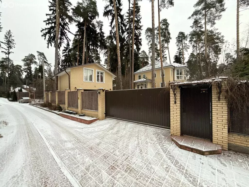 Дом в посёлок городского типа Малаховка, Быковское шоссе, 98 (440 м) - Фото 2