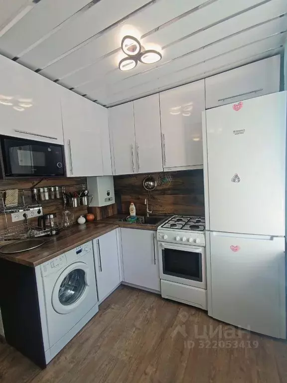 2-к кв. Карелия, Петрозаводск ул. Коммунистов, 32а (42.0 м) - Фото 1