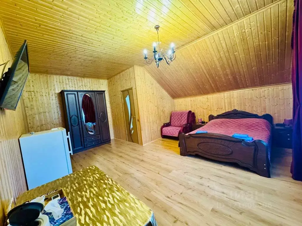 Комната Адыгея, Майкопский район, Даховская ст-ца ул. Свободы, 2А - Фото 1