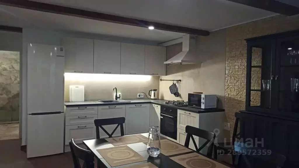 Дом в Липецкая область, Елецкий район, Нижневоргольский сельсовет, с. ... - Фото 1