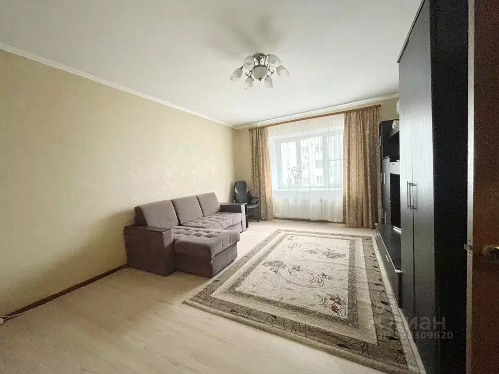 2-к кв. Калужская область, Калуга Тульская ул., 34/2 (76.0 м) - Фото 1