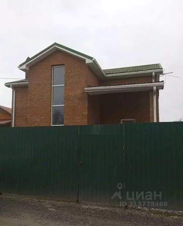 Коттедж в Ростовская область, Батайск пл. Ленина (150 м) - Фото 0