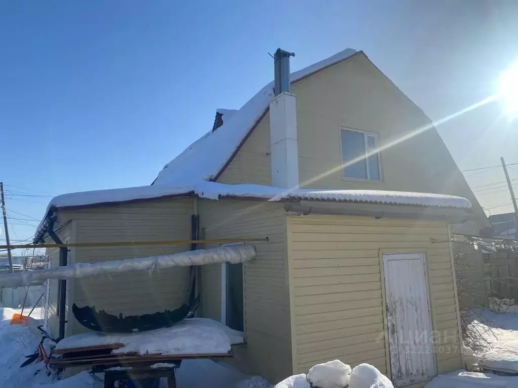 Дом в Саха (Якутия), Якутск ул. Неустроева, 24/1А (70 м) - Фото 1