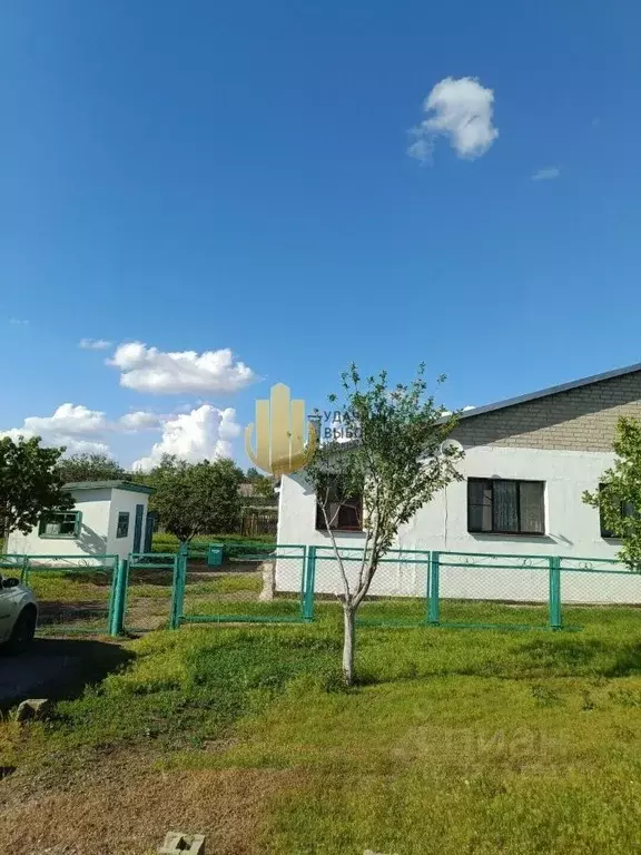 Дом в Ростовская область, Тацинская ст-ца ул. Дзержинского, 59 (78 м) - Фото 1