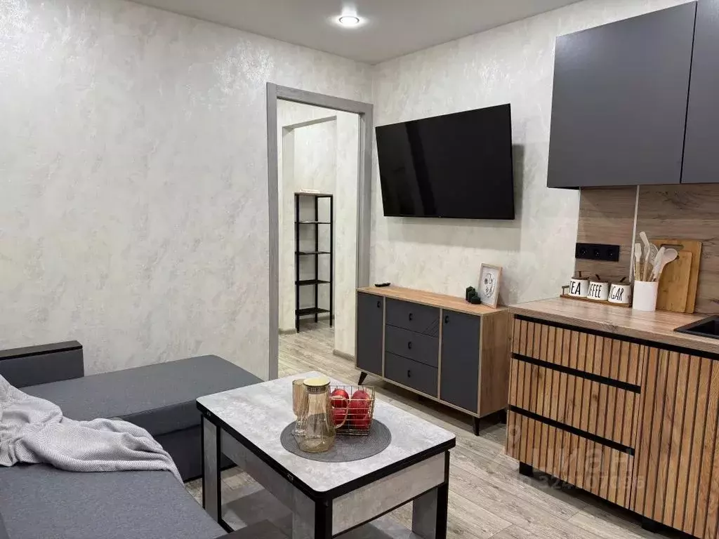 3-к кв. Сахалинская область, Южно-Сахалинск Сахалинская ул., 108 (57.0 ... - Фото 2