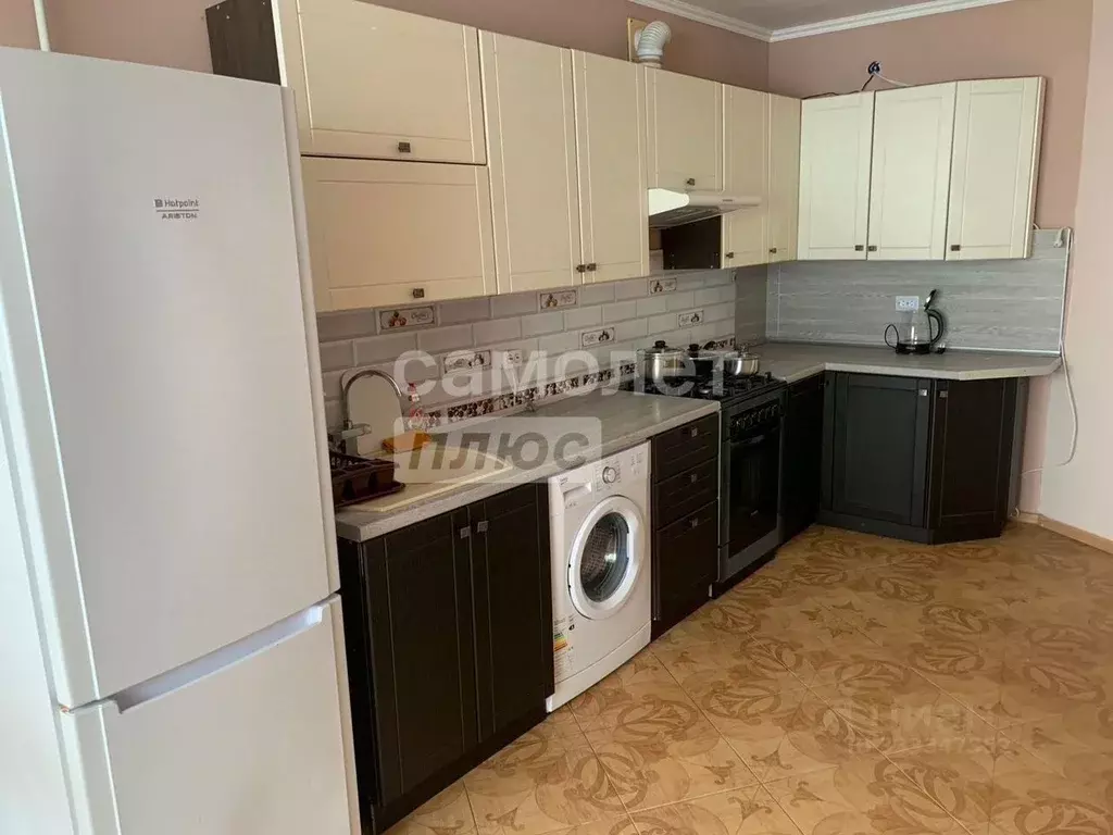 2-к кв. Краснодарский край, Ейск Красная ул., 53/3 (71.0 м) - Фото 1