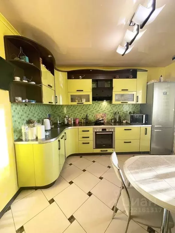 2-к кв. Брянская область, Брянск Авиационная ул., 17к1 (69.4 м) - Фото 1