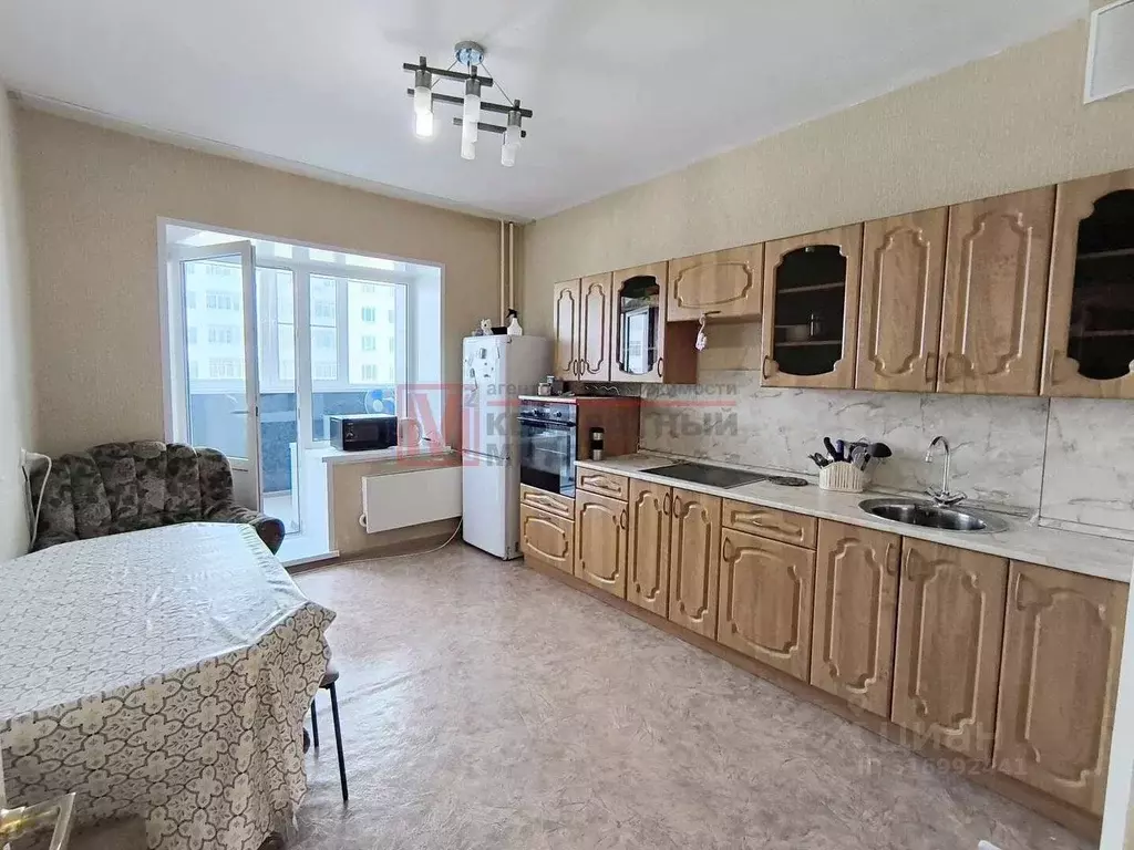 1-к кв. Белгородская область, Старый Оскол Степной мкр, 14 (51.0 м) - Фото 0