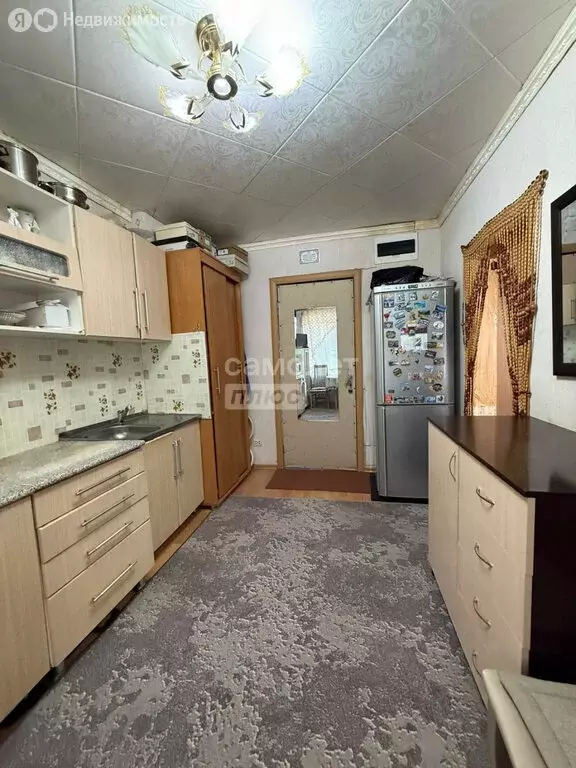2-комнатная квартира: Астрахань, улица 11-й Красной Армии, 5 (23.8 м) - Фото 0