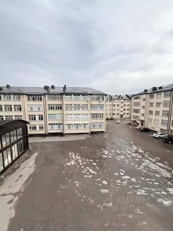 2-к кв. Кабардино-Балкария, Нальчик ул. Солнечная, 10к3 (67.0 м) - Фото 1