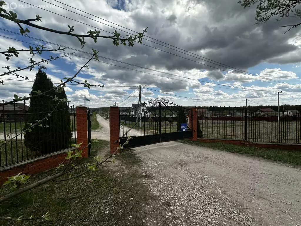 Участок в Московская область, городской округ Серпухов, КП Незабудкино ... - Фото 0