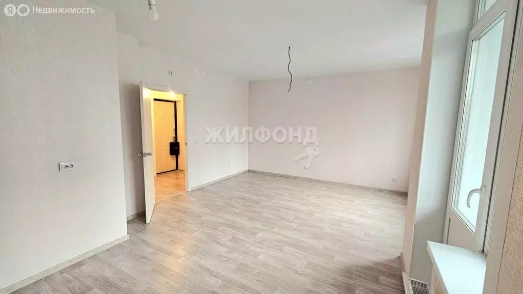 Квартира-студия: Новосибирск, улица Петухова, 162 (30.7 м) - Фото 1