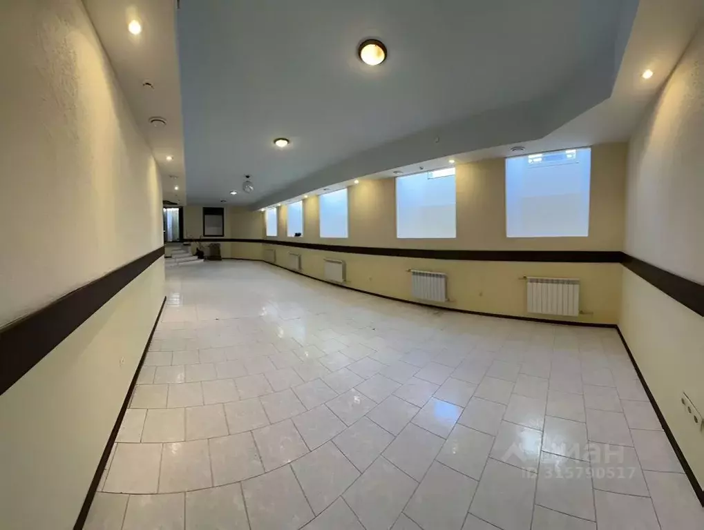 Помещение свободного назначения в Саратовская область, Саратов ул. ... - Фото 1